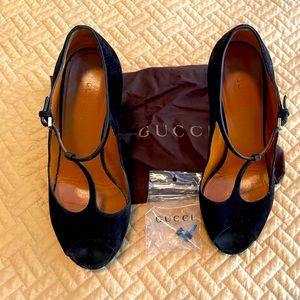 Used Black Suede Gucci heels with dust bag